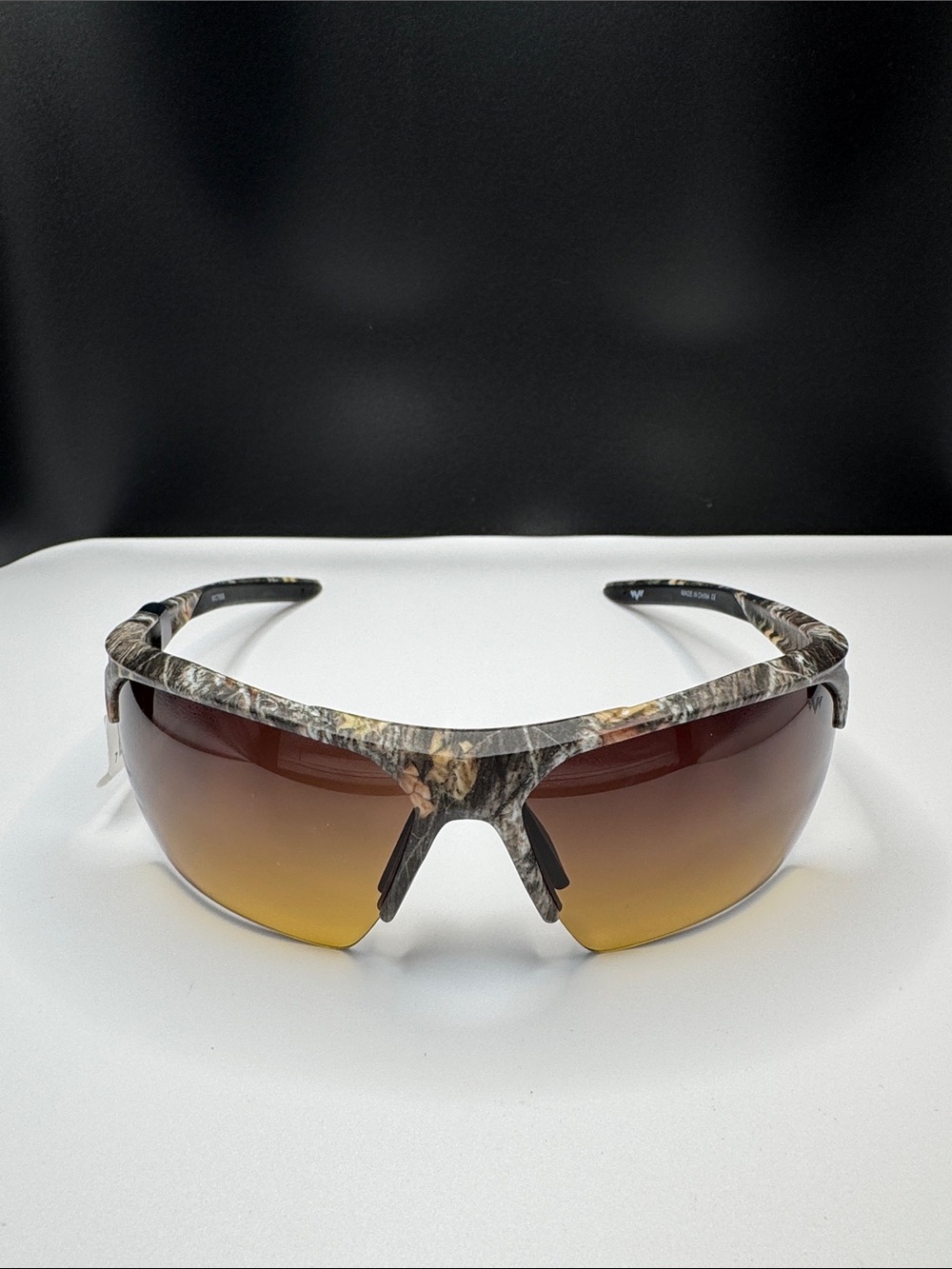Camo Frame Sunglasses with Amber Gradient Lenses(6-4)